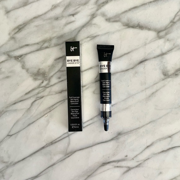 It Cosmetics Bundle (Medium Complexion) - Picture 10 of 12